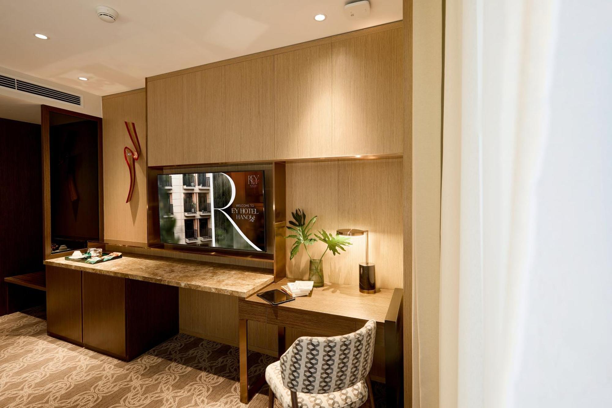 Rey Hotel 河内 外观 照片