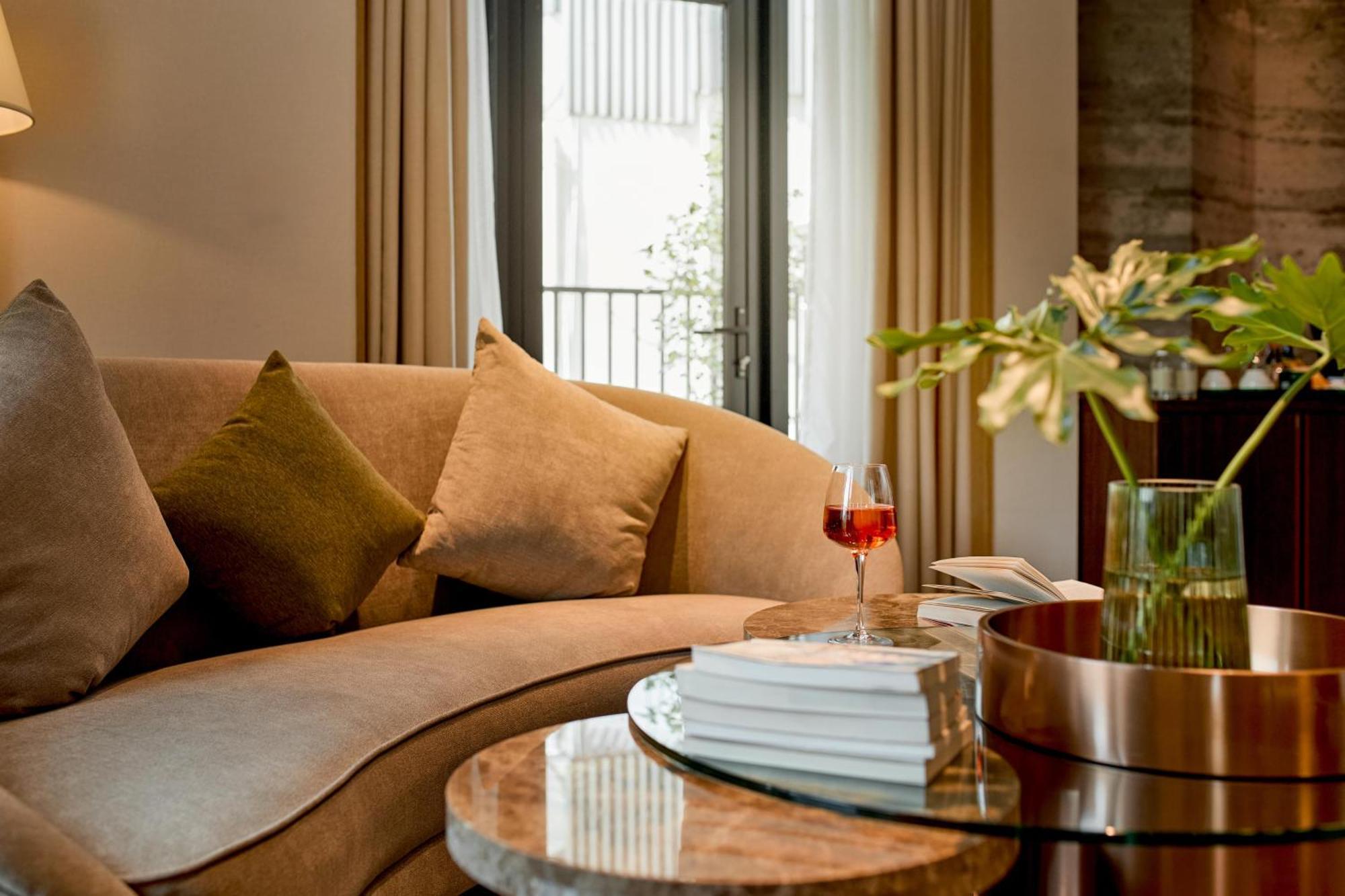 Rey Hotel 河内 外观 照片